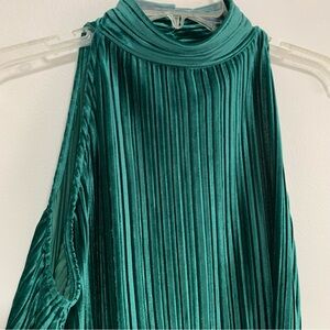 ON 34TH Green Velvet Sleeveless Top, tank top emerald green, mock turtleneck